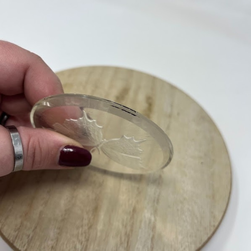 Etched Glass Butterfly Ornament – Clear Round Hanging Sun Catcher, Vintage Style - Picture 4 of 7